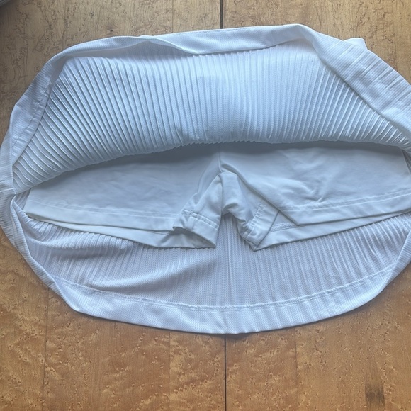 Adidas pleated tennis skirt - Picture 6 of 10